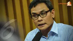 Presiden Jokowi mengangkat 3 pimpinan KPK sementara untuk menggantikan pimpinan yang bermasalah dan yang sudah masuk masa pensiun. Ketiganya adalah Taufiqurahman ‎Ruki, Indriyanto Seno Adji, dan Johan Budi.