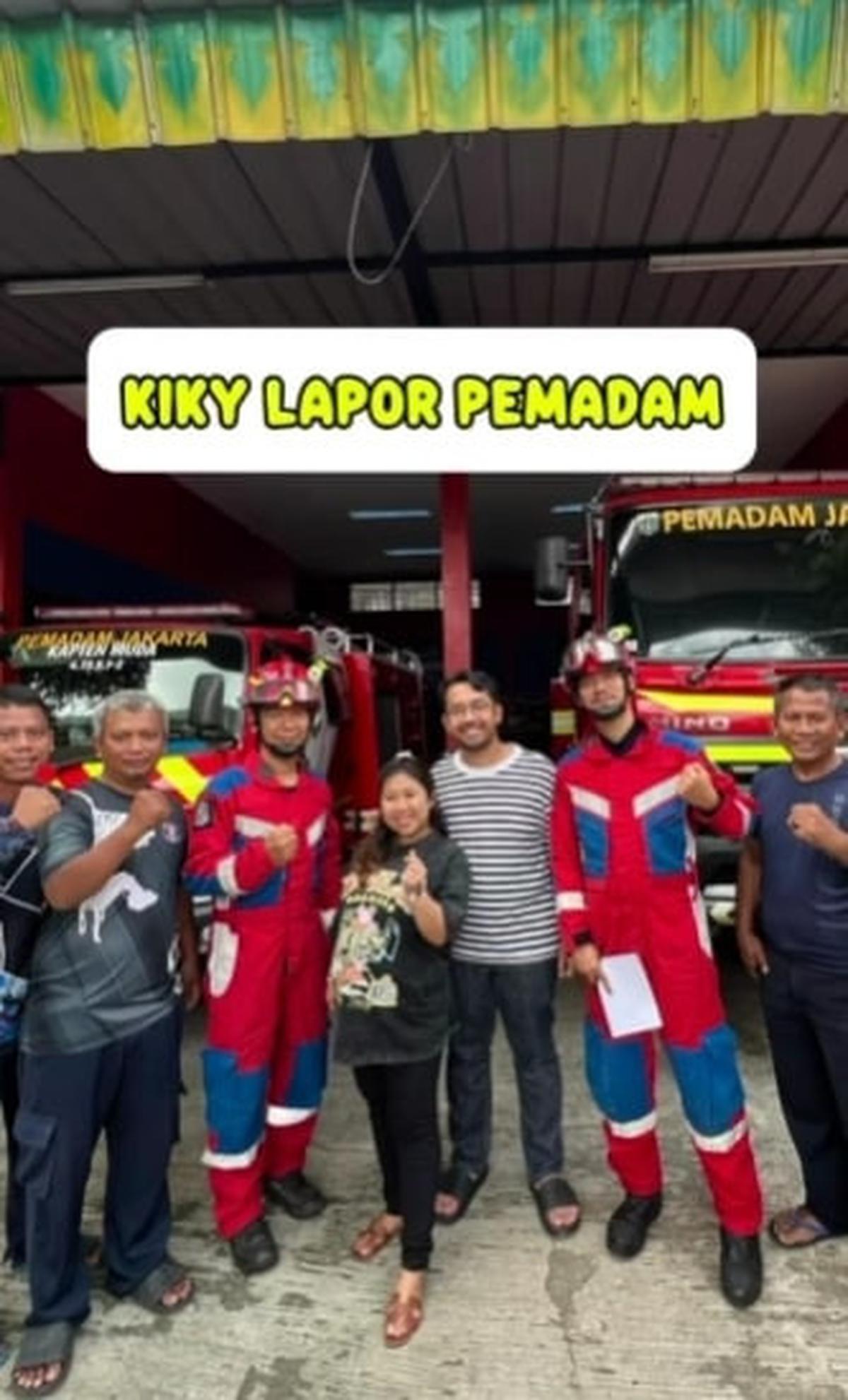 Momen Kiky Saputri Minta Bantuan Pemadam Kebakaran Untuk Lepas Cincin Menjelang Lahiran, Sempat Gagal Tiga Kali