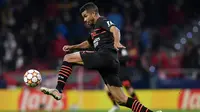 Junior Messias berhasil mencetak gol tunggal kemenangan AC Milan atas Atletico Madrid pada laga kelima Grup B Liga Champions di Estadio Wanda Metropolitano, Kamis (25/11/2021) dini hari WIB. (AFP/OSCAR DEL POZO)