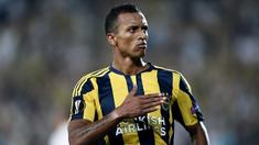 Luis Nani, mantan gelandang Manchester United mencetak gol ajaib dari tendangan bebas kala Fenerbahce melawan Konyaspor di ajang Piala Turki. Pertandingan ini berakhir dengan skor 3-0 untuk Fenerbahce.