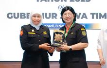 Khofifah Dikukuhkan sebagai Dewan Pembina Kehormatan Mas TRIP Jatim, Perkuat Semangat Kebangsaan