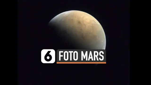 Uni Emirat Arab catatkan sejarah sebagai negara di Arab yang menempatkan pesawat luar angkasanya di orbit planet Mars. Mereka pun perlihatkan foto pertama Mars yang berhasil ditangkap.