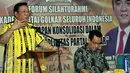 Ketua Umum Golkar Munas Ancol Agung Laksono memberikan pidato saat rapat pemantapan konsolidasi, Jakarta, Minggu (10/1/2016). Rapat digelar untuk menyelesaikan sengketa internal Golkar dan mendesak Munas Golkar untuk dipercepat. (Liputan6.com/Johan Tallo)