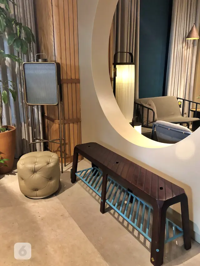Furnitur