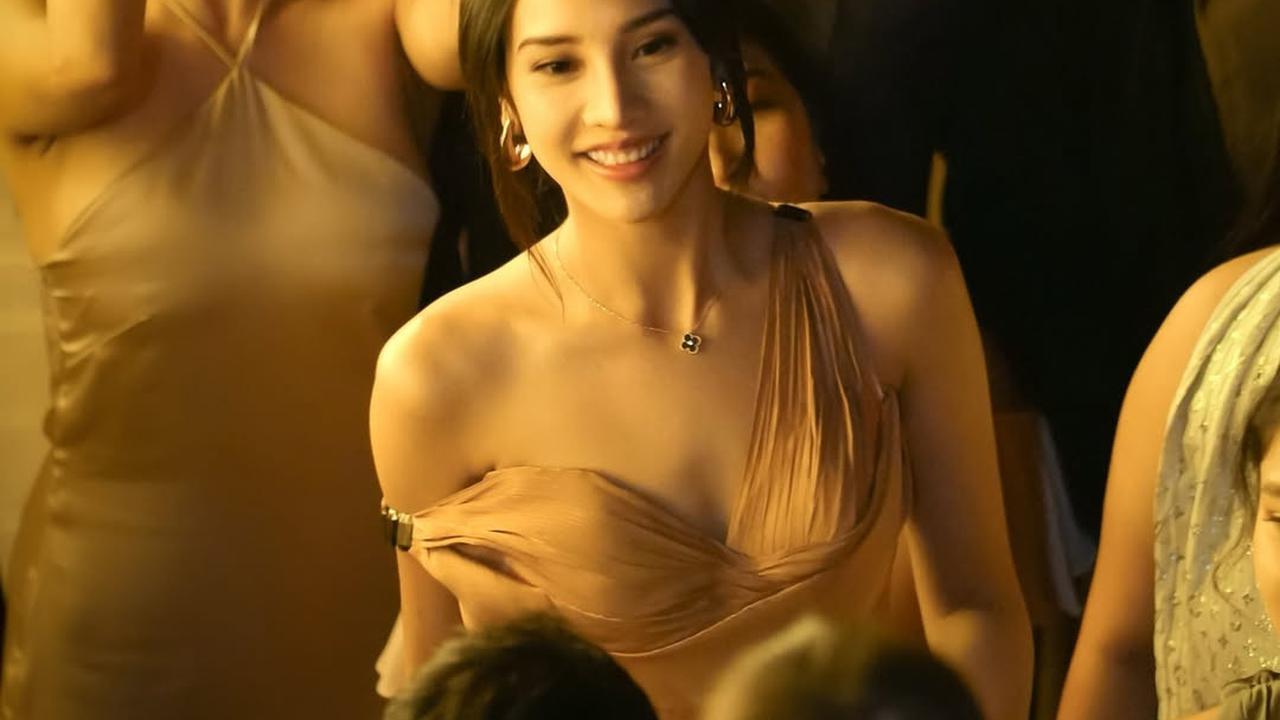 Rayakan 2025, Anya Geraldine Unggah Deretan Foto Cantik 2024 dan Terima Kasih pada Diri Sendiri