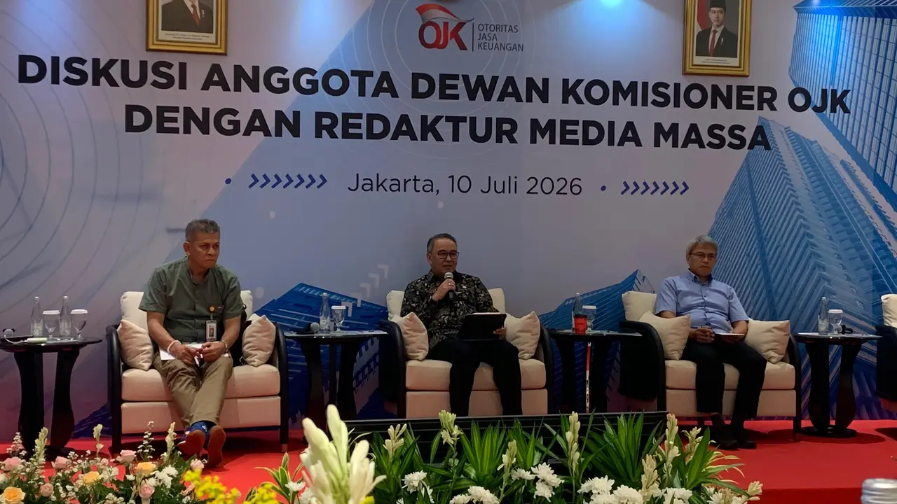 Kepala Eksekutif Pengawas Perilaku Pelaku Usaha Jasa Keuangan, Edukasi dan Perlindungan Konsumen (PEPK) OJK Dicky Kartikoyono. (Liputan6.com/Deon)