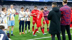 Los Blancos memberikan penghormatan istimewa kepada Jesus Navas, kapten legendaris Sevilla, yang memutuskan untuk pensiun dari dunia sepak bola profesional. (AFP/Oscar Del Pozo)