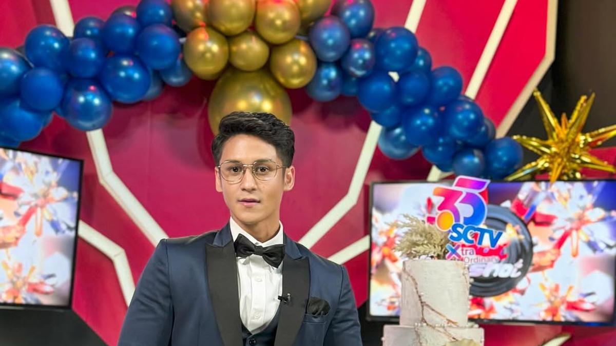Antonio Blanco Jr Jadi Presenter Infotainment Jelang HUT SCTV 35 Xtraordinary, Sangu Sepatu dari Rumah