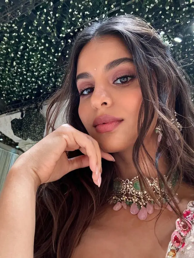 Suhana Khan di Pernikahan Anant Ambani dan Radhika Merchant. [@suhanakhan2]