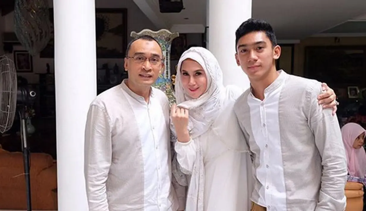 Seperti diketahui, Chelsea Islan dan Daffa Wardhana beberapa kali mengunggah foto kemesraannya. Namun hingga kini, keduanya masih enggan membahas hubungannya. (Instagram/daffawardhana)