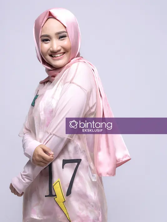 Pelantun lagu Dia Dia Dia itu melihat bahwa musik dangdut menurutnya sangat bagus. Meski demikian, tetap saja harus selektif dalam pemilihan lagunya. Ia sendiri mengakui kesulitannya dalam menyanyi dangdut. (Nurwahyunan/Bintang.com)