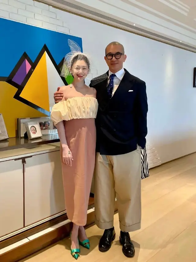 6 Foto Pernikahan DJ Koo dan Barbie Hsu yang Baru Terkuak, Tampil Romantis