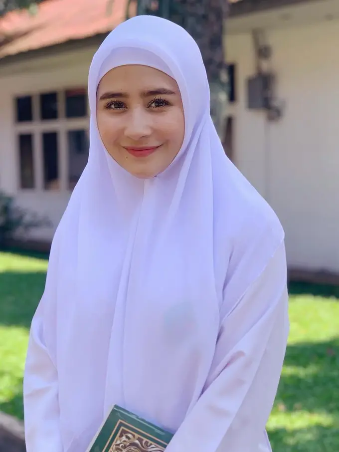 [Fimela] Prilly Latuconsina