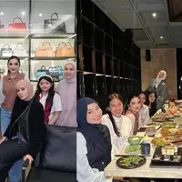 Potret Geng Artis Cendol Kembali Gelar Arisan (credit: instagram/titi_kamall/ririnekawati)