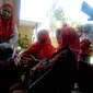 Keluarga korban mutilasi di Kabupaten Musi Banyuasin tidak terima dengan tuntutan penjara seumur hidup yang dibebankan ke terdakwa (Liputan6.com / Nefri Inge)