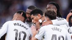Real Madrid menundukkan Real Oviedo dengan skor 2-0 pada pekan ke-36 La Liga 2025/2026. Duel yang digelar di Estadio Santiago Bernabeu, Jumat (15/5/2026) dini hari WIB. (AP Photo/Manu Fernandez)
