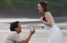5 Potret Billy Syahputra Lamar Sang Pacar Vika Kolesnaya di Bali, Romantis Banget!