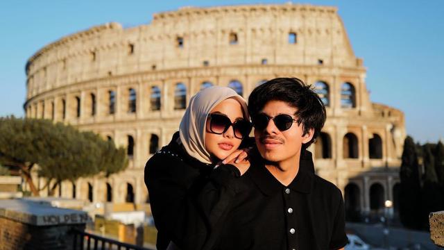 Atta Halilintar dan Aurel Hermansyah Saat Liburan di Italia. (instagram.com/attahalilintar)