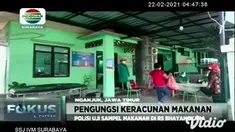 Sejumlah penyumbang makanan, berupa nasi bungkus ini tidak bisa menyalurkan langsung ke pengungsi longsor di Selopuro, Ngetos, Nganjuk, Jawa Timur. Mereka dilarang menyerahkan langsung ke pengungsi dan diarahkan ke dapur umum.