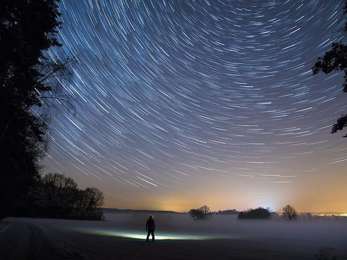Penyebab Terjadinya Hujan Meteor
