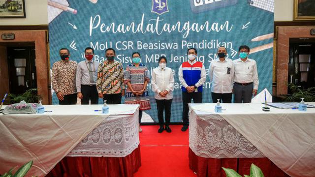 13 000 Siswa Di Surabaya Bakal Dapat Bantuan Beasiswa Pendidikan Surabaya Liputan6 Com