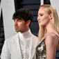 Joe Jonas dan Sophie Turner (Dia Dipasupil / GETTY IMAGES NORTH AMERICA / AFP)