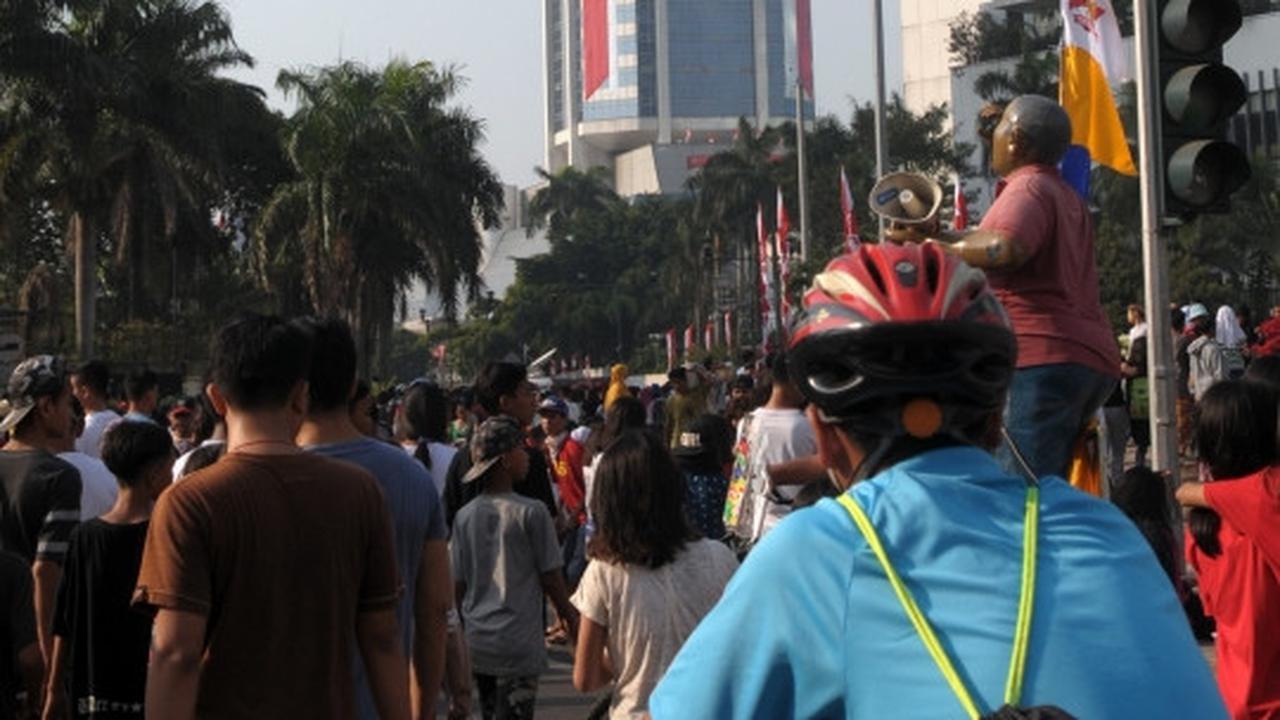 Semarakkan HUT RI, gedung perkantoran dihias bendera merah putih