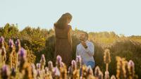 Ilustrasi melamar kekasih, pacar, romantis. (Photo by Ramon Hernandez/Pexels)