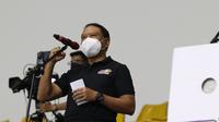 Menpora Zainudin Amali membuka Proliga 2022 di GOR Paadepokan Voli Jenderal Polisi Kunarto, Sentul, Bogor, Jumat (7/1/2022). (Dok PBVSI)