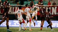 PSM Makassar saat menghadapi Bali United dalam pekan ke-17 BRI Super League 2025/2026 di Stadion BJ Habibie Parepare pada Jumat malam (9/1/2026). (Bola.com/Alit Binawan)