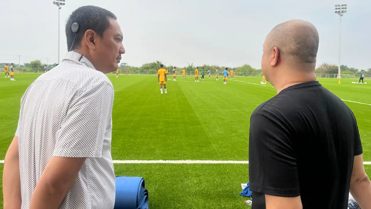 FOTO PSIS Siapkan Lapangan Alternatif