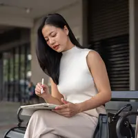 PHK seringkali lebih dari sekadar kehilangan penghasilan./Copyright depositphotos.com/BongkarnGraphic