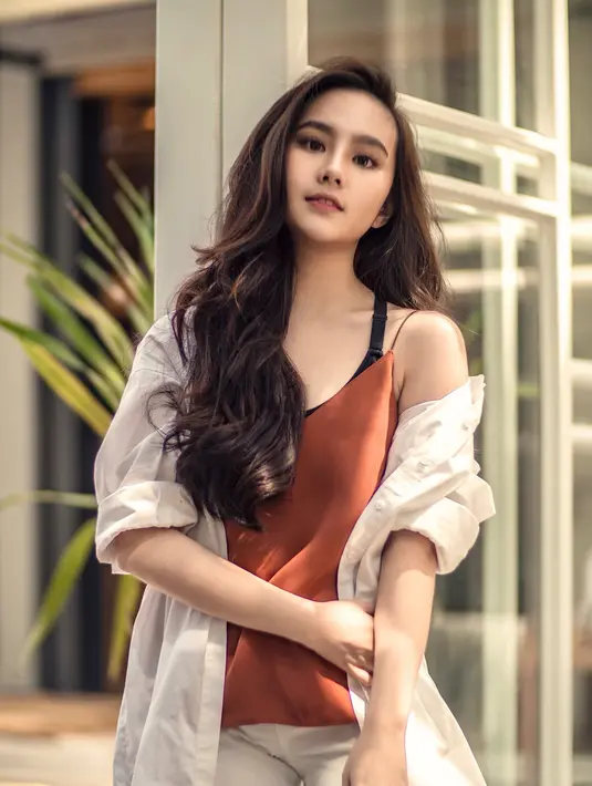 (Instagram/agatha_chelsea)