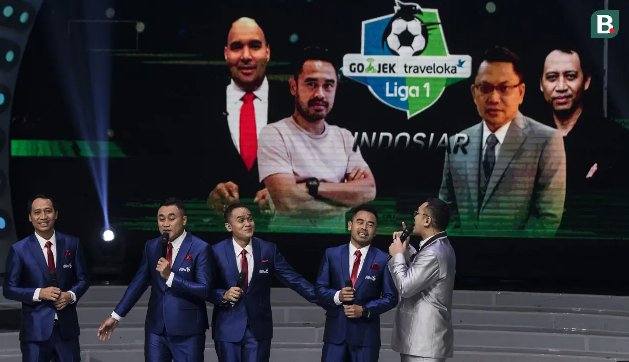 Para presenter dan komentator menghadiri peluncuran Liga 1 Indonesia 2018 di Studio 5 Indosiar, Jakarta, Senin (19/3/2018). Liga 1 akan mulai digelar pada Jumat (23/3). (Bola.com/Vitalis Yogi Trisna)