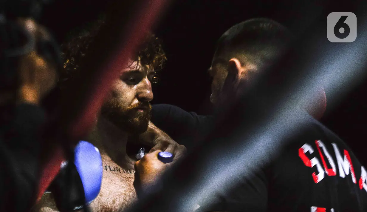 Olahraga tarung bebas atau MMA terus berkembang dan kini muncul ajang baru di Indonesia bertajuk ‘Baku Hantam Championship” yang dapat menjadi ajang baru bagi pertarung Tanah Air untuk unjuk kemampuan. (Liputan6.com/Faizal Fanani)