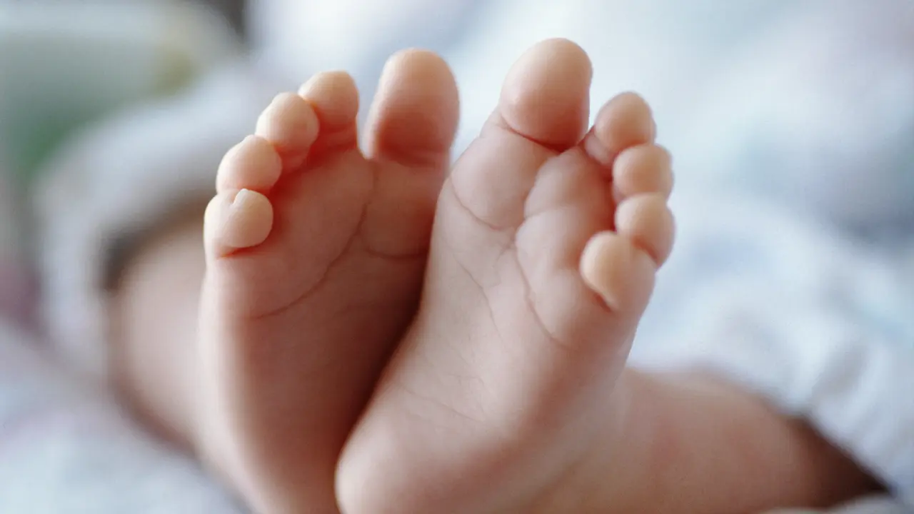Bayi Kuning Lebih 2 Minggu, Segera ke Dokter