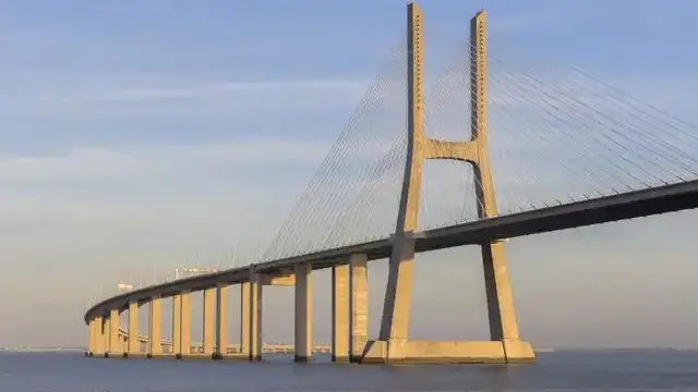 Jembatan Vasco da Gama, Portugal