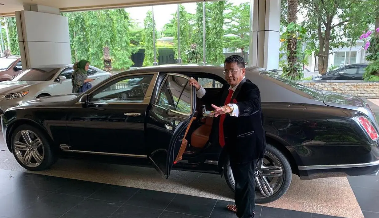 Hotman Paris Hutapea