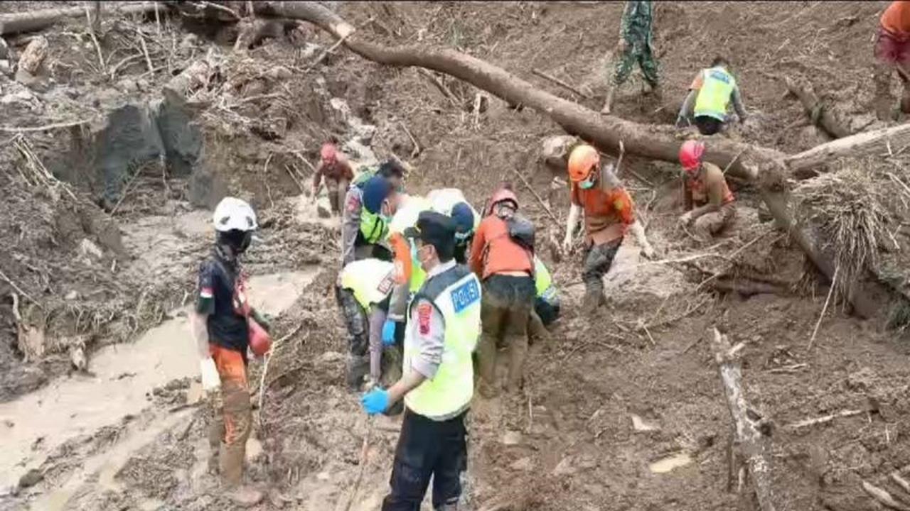 Pencarian Korban Longsor Pemalang Berakhir: Tim SAR Temukan Jasad H (68), Operasi Resmi Dihentikan
