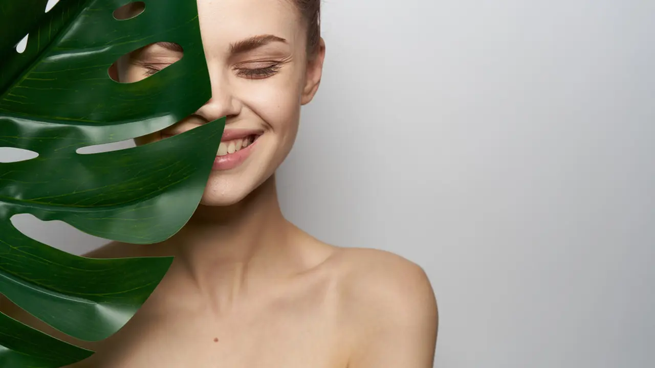 Sempat Viral di TikTok, Tren Body Care Ini Bikin Kulit Auto Glowing! Sudah Coba?