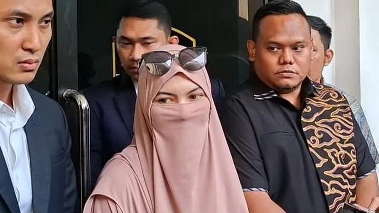 Insanul Fahmi Bantah Isu Talak Wardatina Mawa, Sebut Masih Berusaha Perjuangkan Rumah Tangga
