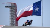 Pebalap LCR Honda, Alex Rins memacu motornya saat MotoGP Amerika 2023 yang berlangsung di Circuit of the Americas, Texas, Amerika Serikat, Senin (17/04/2023) dini hari WIB. (AP Photo/Darren Abato)