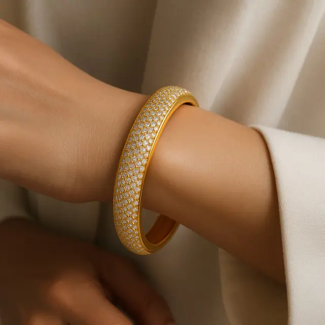 Model Gelang Emas Bangle 50 Gram 22 Karat Favorit Ibu Sosialita di 2025