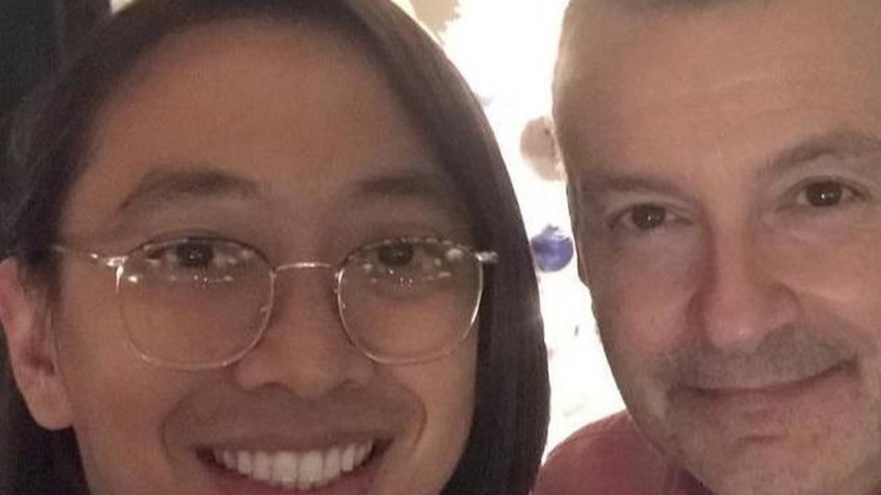 Sejumlah netizen mengungkapkan rasa rindu akan penampilan Alfandy di dunia hiburan, terutama setelah rekannya, Leony dan Dea Ananda, baru-baru ini tampil di festival musik Tanah Air.<br>