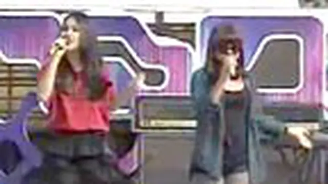 Aurel feat Deanda - Pilihlah Aku