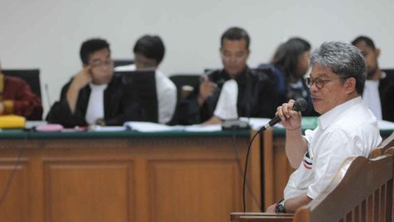 Kesaksian pejabat ESDM di sidang korupsi Waryono Karno