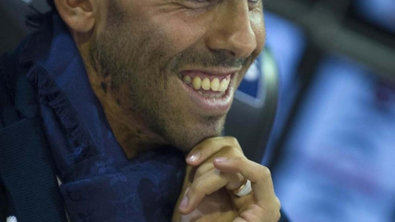 Aksi Carlos Tevez berseragam baru Boca Juniors