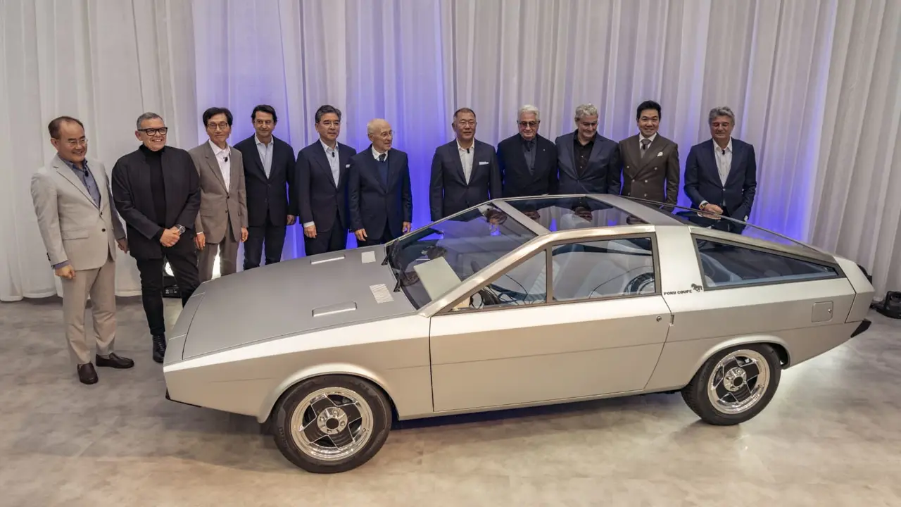 Hyundai Rayakan Kebangkitan Mobil Konsep Pony Coupe   