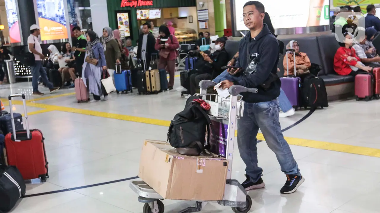 Tiket Kereta Api Libur Nataru