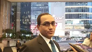 OJK Bongkar Skenario Demutualisasi BEI, Tegaskan Independensi Dijamin UU